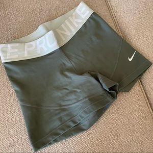 Nike Pro Short